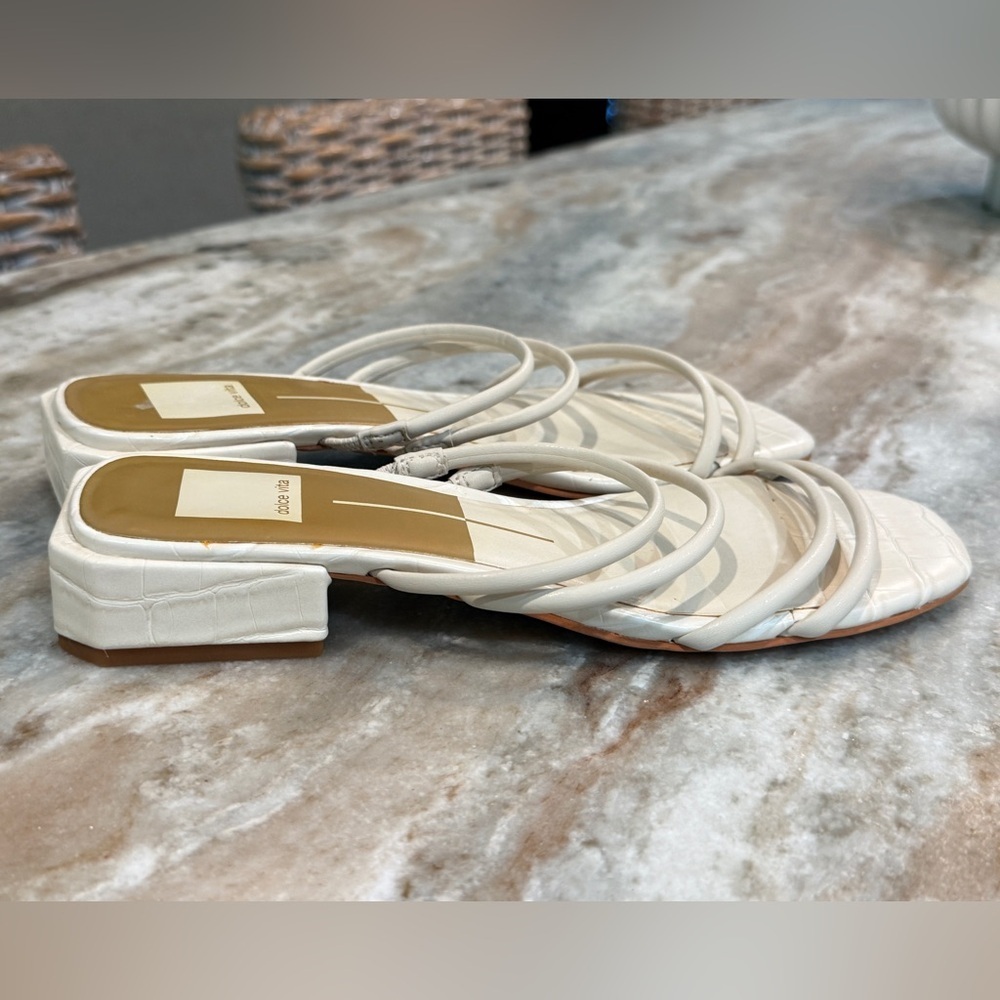 Women’s DOLCE VITA Haize ivory strappy sandals- Size 7.5 - Picture 3 of 7